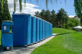 Best VIP or Luxury Restroom Trailers  in Nederland, TX